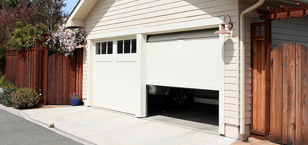 Garage installer