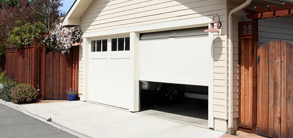 Garage door repairs Mamaroneck