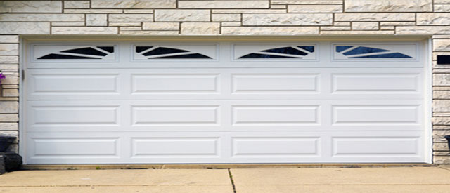 Garage door re[airs near Scarsdale NY